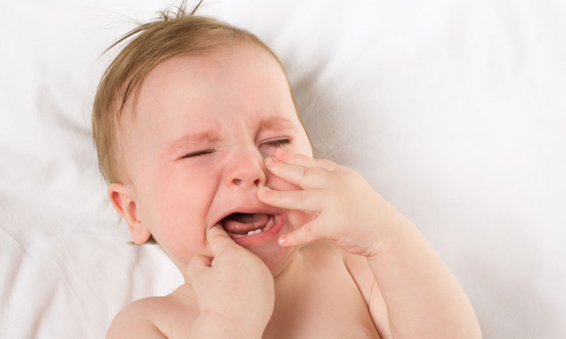 Những cách giảm đau cho trẻ mọc răng giúp bé dễ chịu - Nha Khoa Home