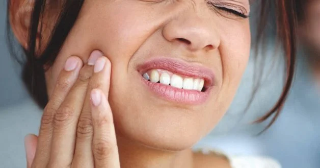 Cần nhổ bỏ răng trong các trường hợp nào?