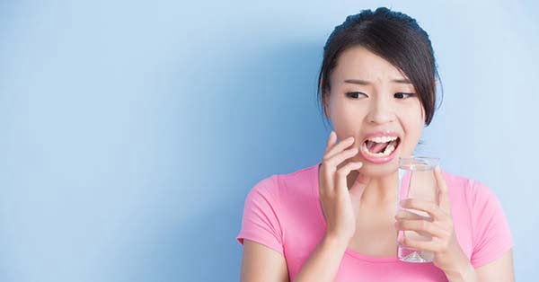 Nước đá có ảnh hưởng gì đến răng miệng