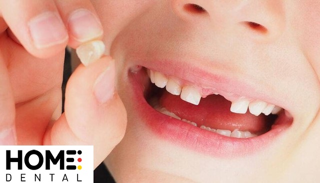 Trẻ 4-5 tuổi thay răng có sớm không?